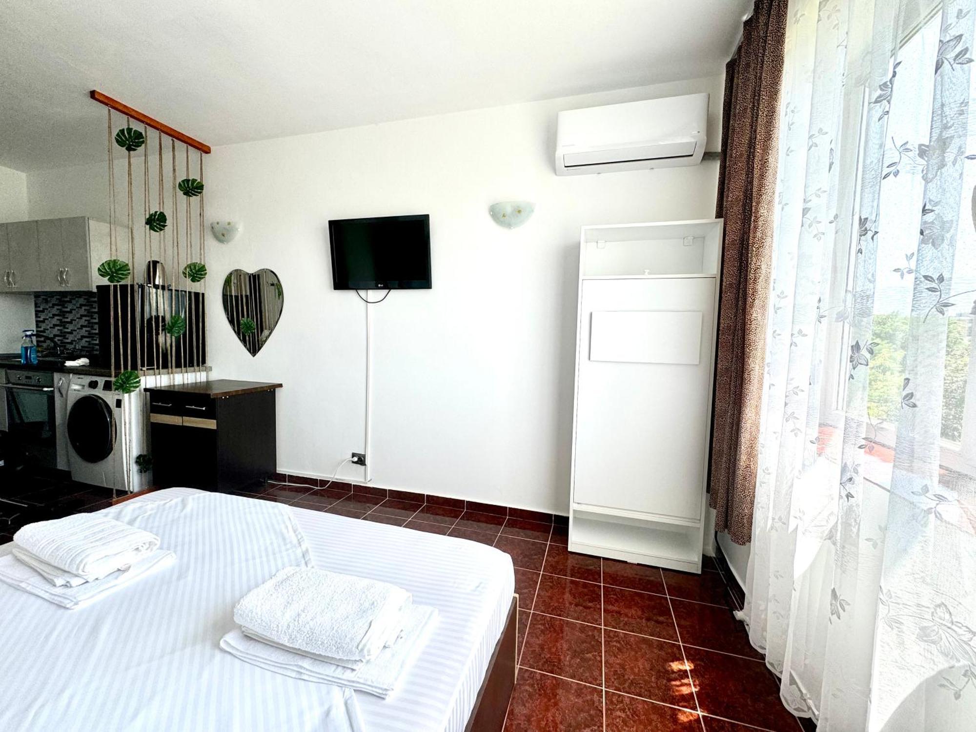 Ferienwohnung Garsoniera Saturn Mangalia Exterior foto