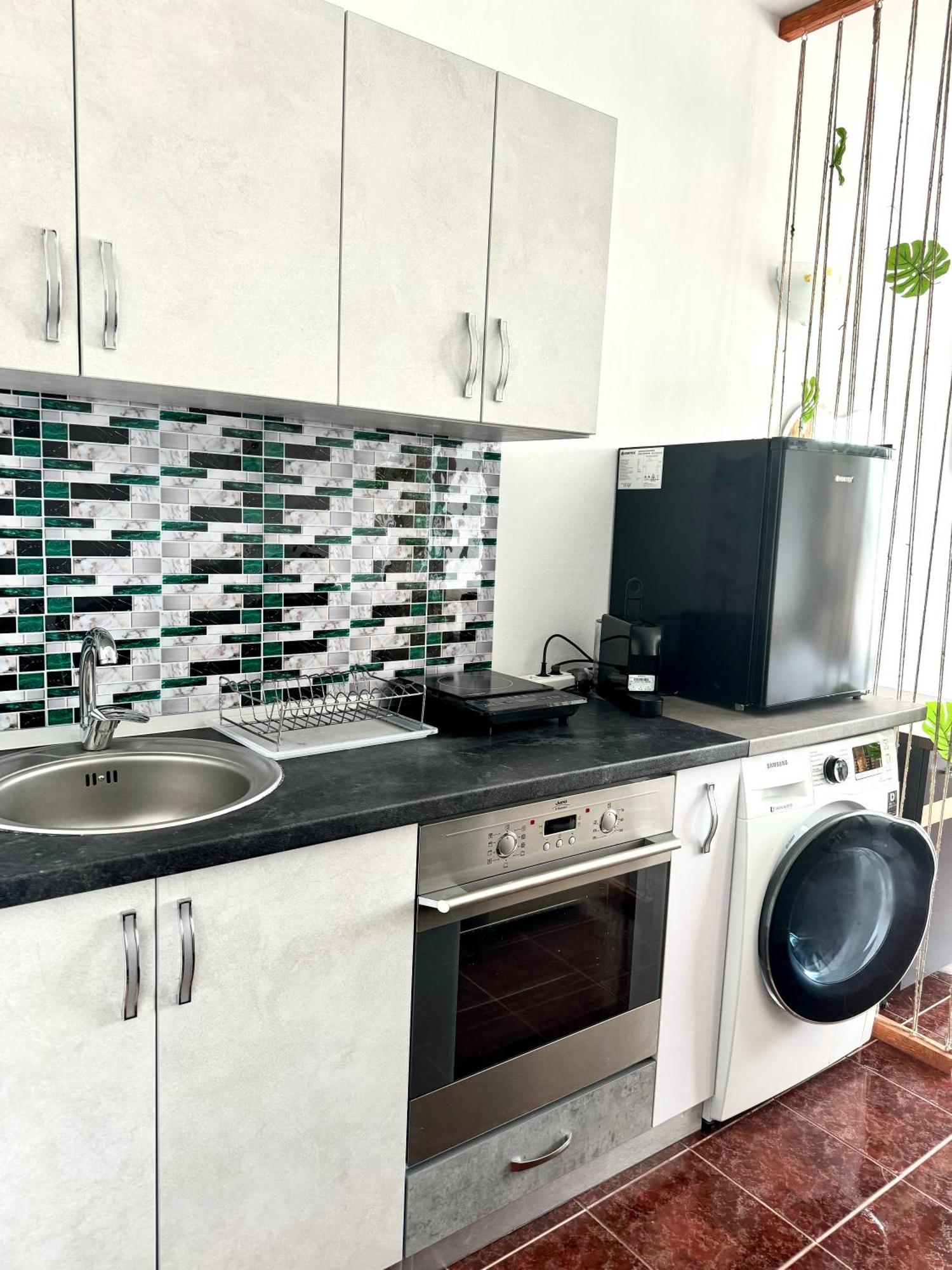 Ferienwohnung Garsoniera Saturn Mangalia Exterior foto